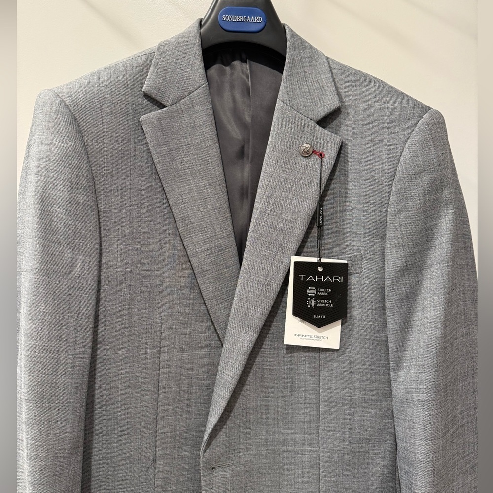 Tahari Men's Classic Suit Gray NWOT - Picture 3 of 9